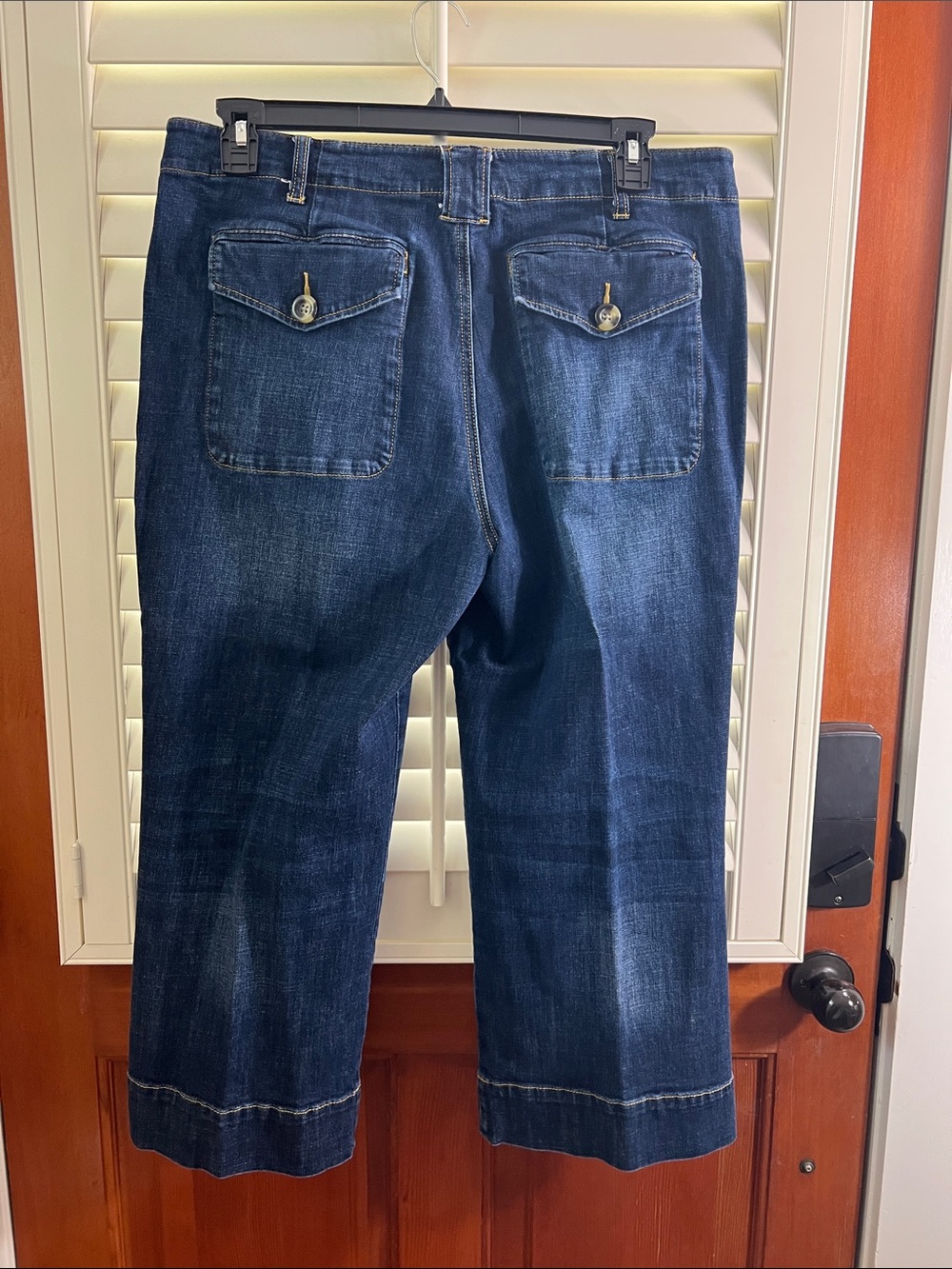 CAbi Lido Cropped Wide-Leg Dark Wash Denim Jeans - Picture 2 of 3